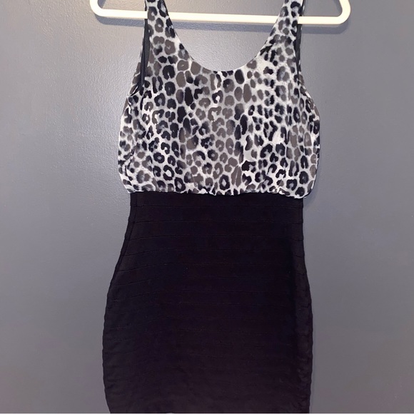 Express Leopard bodycon dress - Picture 3 of 4